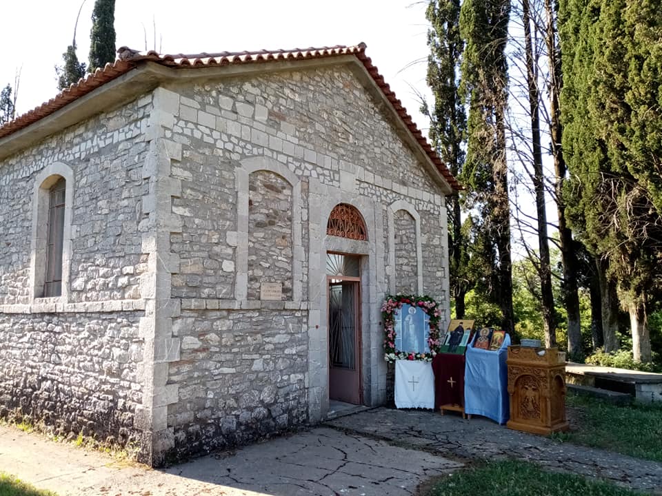 ΜΑΗΝΙΚΟΛΑ 05