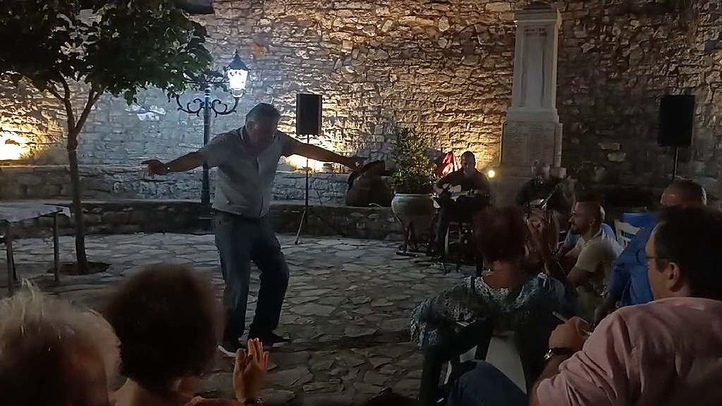 vlcsnap 2024 08 28 23h10m03s269