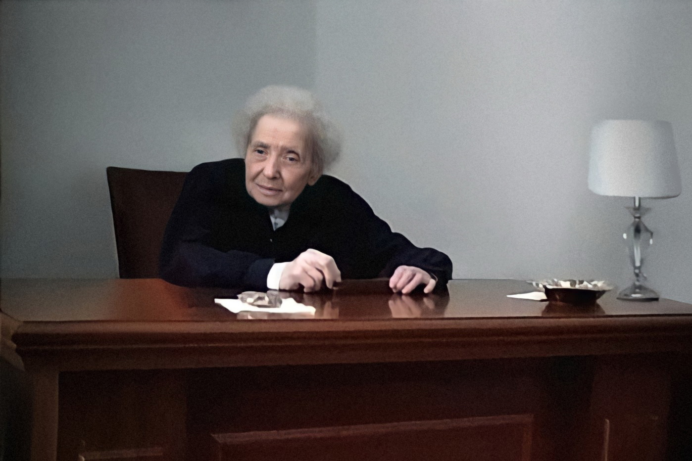 ΕΛΕΝΗ ΤΖΕΜΗ